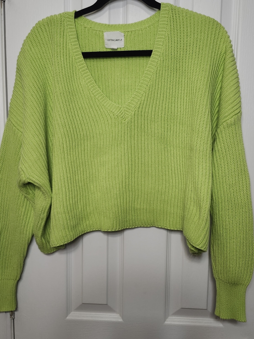 Cotton Candy LA Size M/L Lime Green Cropped V-neck Sweater